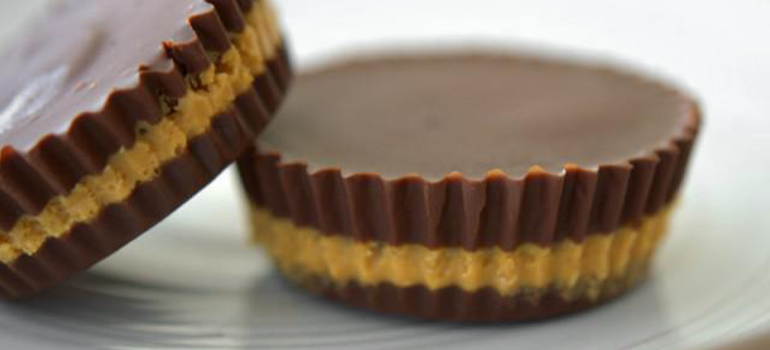 Healthy peanut butter cups